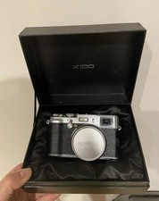 Fujifilm FinePix X Series X100