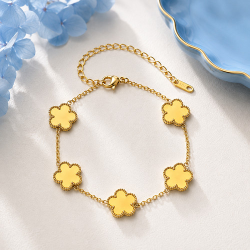 Ladies 18k gold plated - gold, clover