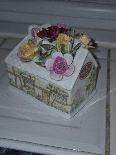 Vintage royal albert old - royal,