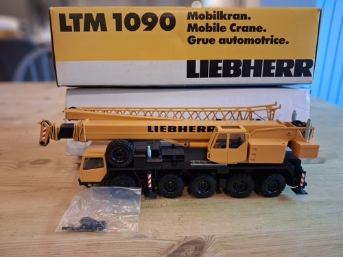 Liebherr ltm 1090 mobile - liebherr,