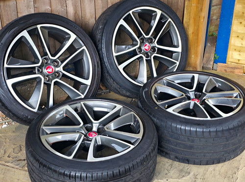 Jaguar type dyanamic 19 - r,