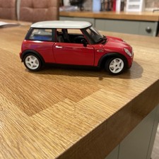 Mini Cooper 1.24 Scale Burago