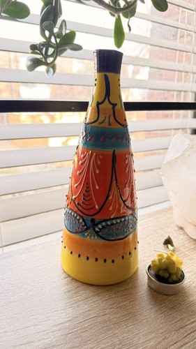 Hand painted textured spanish - hand,