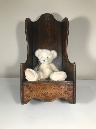 Collectible oak well - , loved