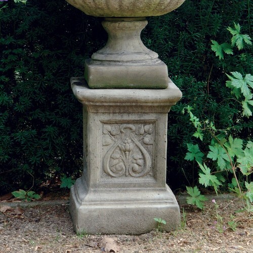 Emblem column stone garden - emblem,