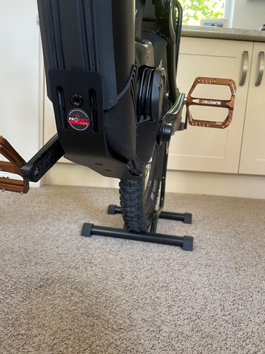 Whyte 160 180 - bash, guard