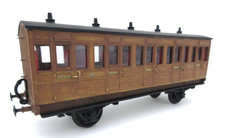 O Gauge Coach scratch aid