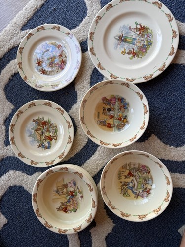 Royal doulton bunnykins - royal,