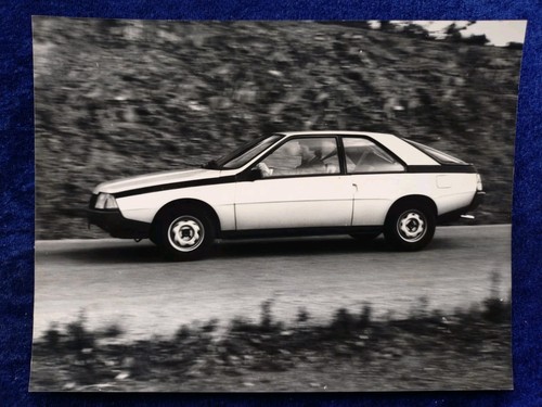 Renault fuego press photo - renault,