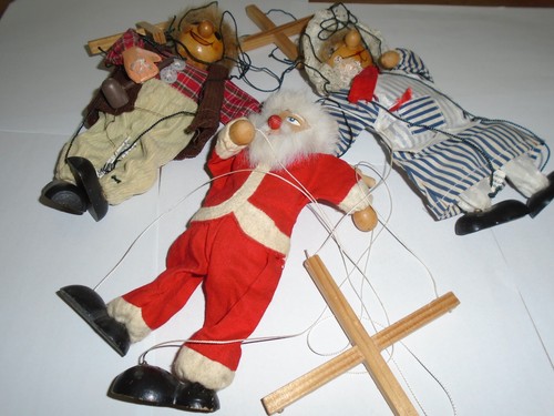 Three 1990s wooden string