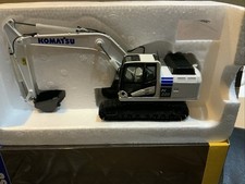 Komatsu Pc220-10 Diecast hydraulic Excavator/ Digger 1:50 High Detail White
