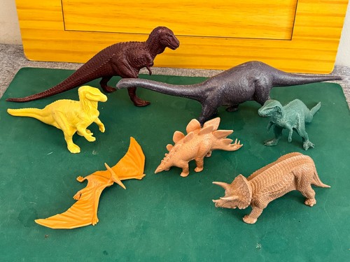 Invicta dinosaur figures - dinosaur,