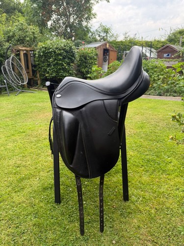 Thorowgood dressage saddle - dressage,