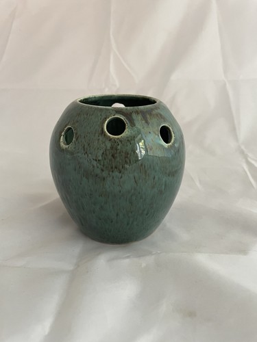 Green teal glazed - bud, tulip