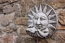 (NEW) Sun Face Bird Feeder Plaque,Garden Stone Ornament,Wall hanging ornaments 