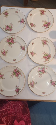 Grindley cream petal - cream, peach
