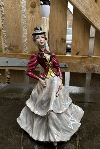 Vintage lady table lamp gold - lamp,