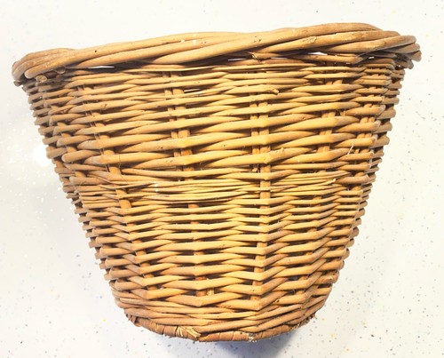 Vintage large rattan - large,
