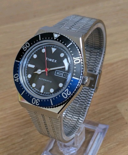 Stunning timex m79 - m79, 'batman'