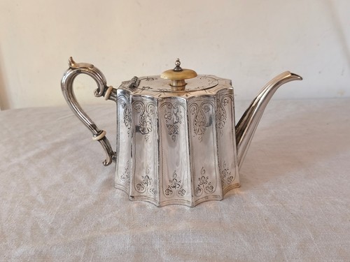 Vintage silver plated tea pot - plated,