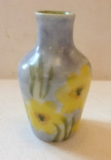BEN THOMAS POTTERY Small Flower VASE Hornsea