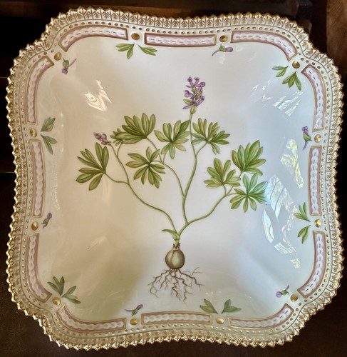 Vintage royal copenhagen flora - vintage,