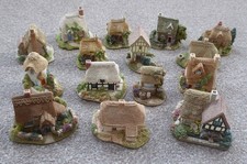 Lilliput Lane – 15 items –