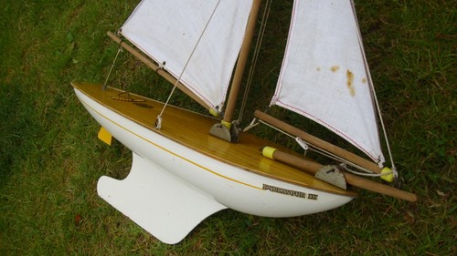 Vintage 1960s star - 1960s, pond