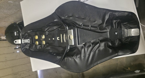 Harley davidson sportster seat - davidson,