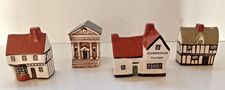 4 Mudlen Ceramic Cottages