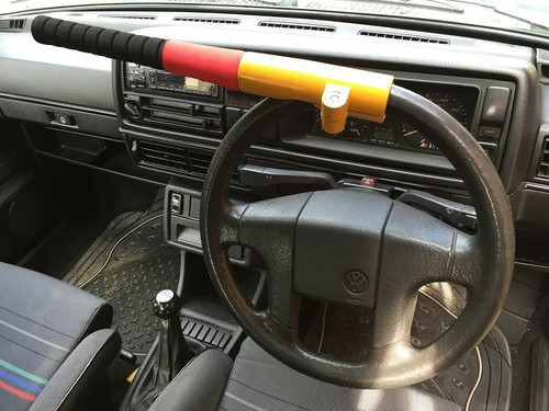 Mercedes 190 anti theft - mercedes,