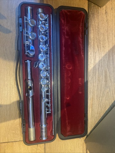 Parrot flute yamaha - flute,
