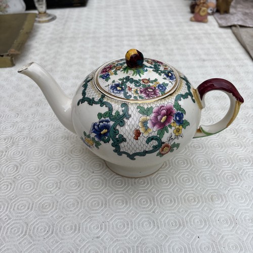 Vintage royal cauldon - royal,