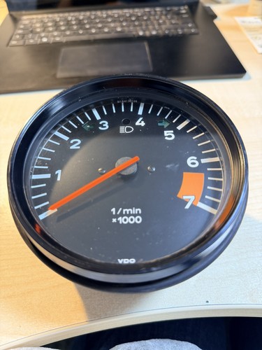 Porsche 911 vdo 7000 - g,