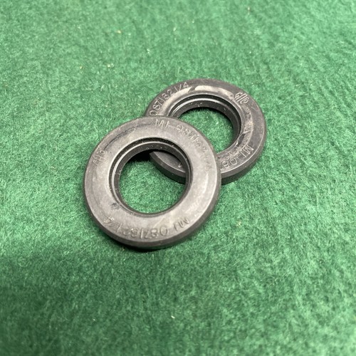 Triumph tigress oil - triumph, seals