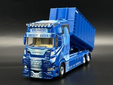 Scania riged truck hooklift