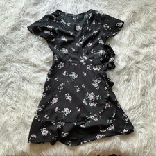 Abercrombie Floral Wrap Mini