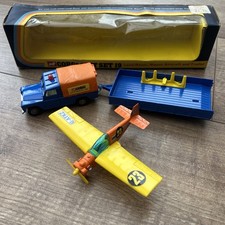 Corgi Gift Set 19 Land Rover Nipper Aircraft And Trailer In Original Box