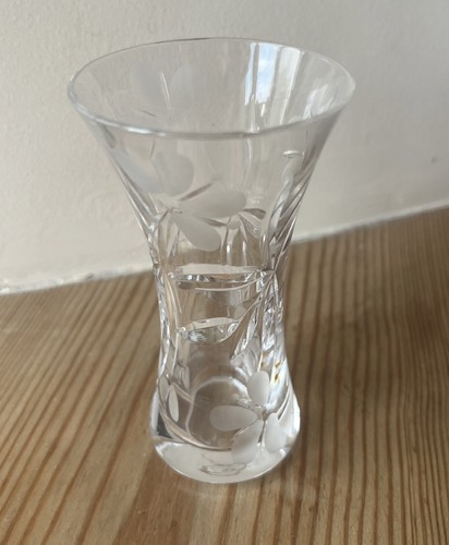 Stuart crystal trumpet posy - crystal,