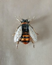 Beautiful Enamel Bee 🐝