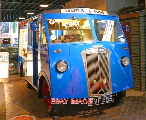 Photo 1951 morris commercial - 1951,