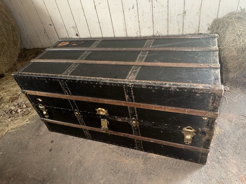 Antique taylor trunk - antique,