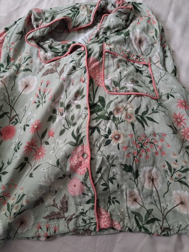 Laura ashley flower button - laura, up