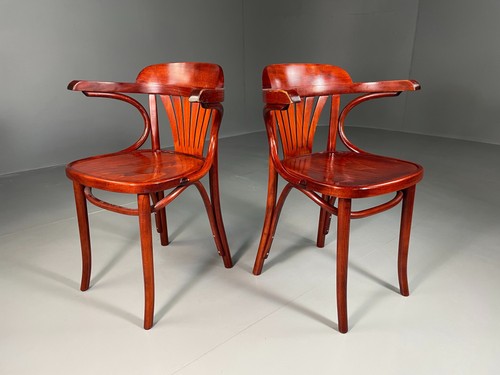Thonet style bistro chairs - 2,