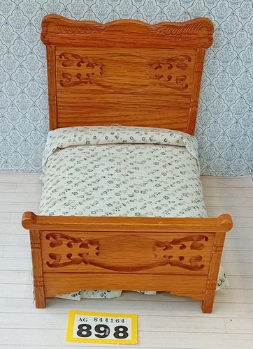 Vintage light oak - , carved