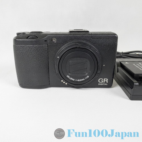 Ricoh digital camera - digital, gr