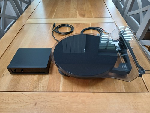 Rega planar turntable - planar,