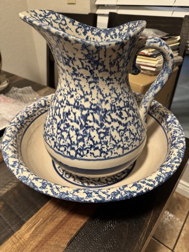 Large vintage blue spongeware - large,