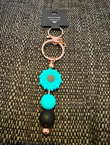 Handmade turquoise daisy - turquoise,