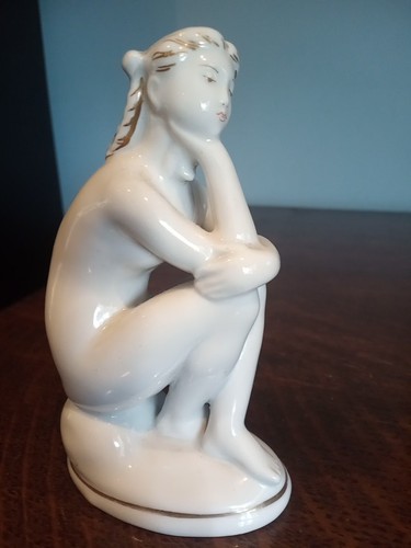 Lomonosov lfz vintage figurine - lfz,